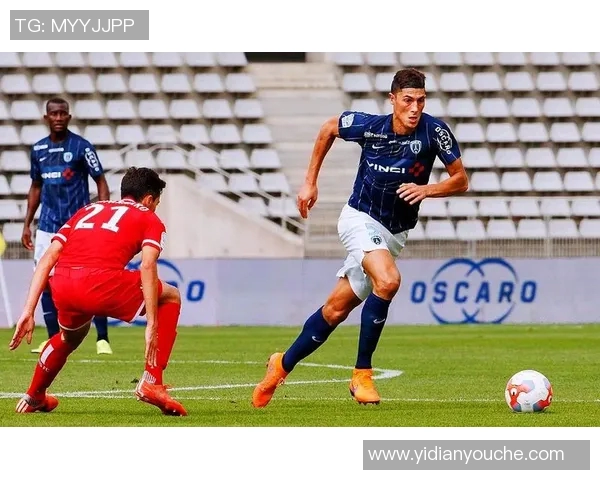 法乙最新比分：尼奥尔2-2瓦朗谢纳，悬念四起的比赛暂时揭晓平分秋色